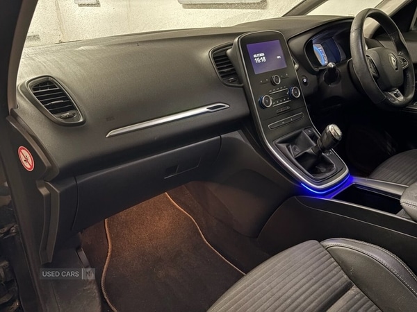 Used Renault Scenic 2017 for sale - 77941025: Photo 12