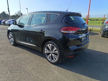 Used Renault Scenic 2017 for sale - 78609948: Photo
