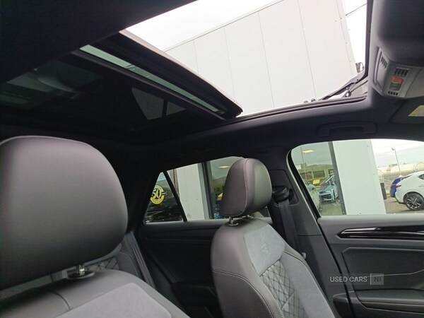 Used Volkswagen T-Roc 2025 for sale - 77958770: Photo 10