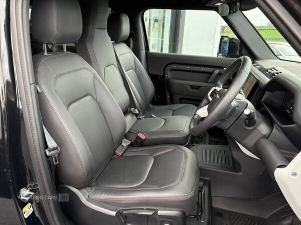 Used Land Rover Defender 2025 for sale - 76419508: Photo 14