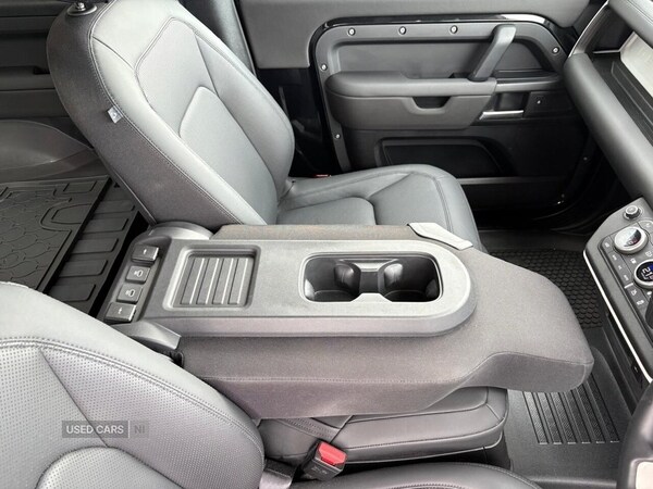 Used Land Rover Defender 2025 for sale - 76419508: Photo 22