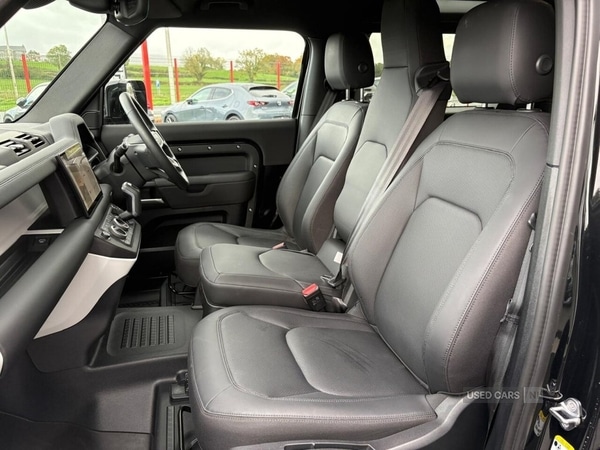 Used Land Rover Defender 2025 for sale - 76419508: Photo 7