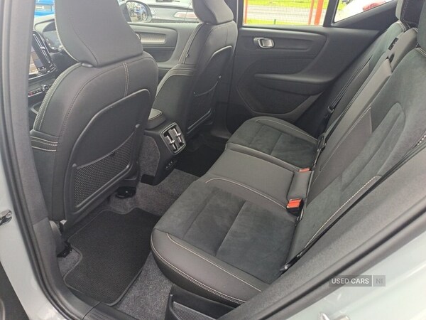 Used Volvo XC40 2025 for sale - 76240423: Photo 29