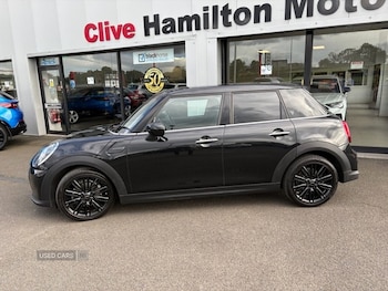 Used MINI Hatch 2024 for sale - 79085191: Photo