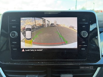 Used Volkswagen T-Roc 2023 for sale - 78102103: Photo