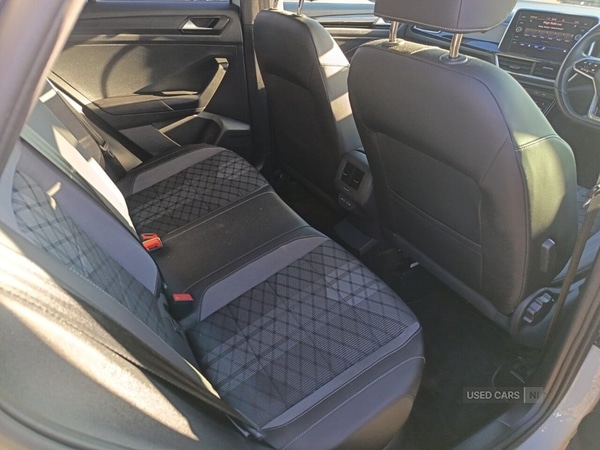 Used Volkswagen T-Roc 2023 for sale - 78102103: Photo 8