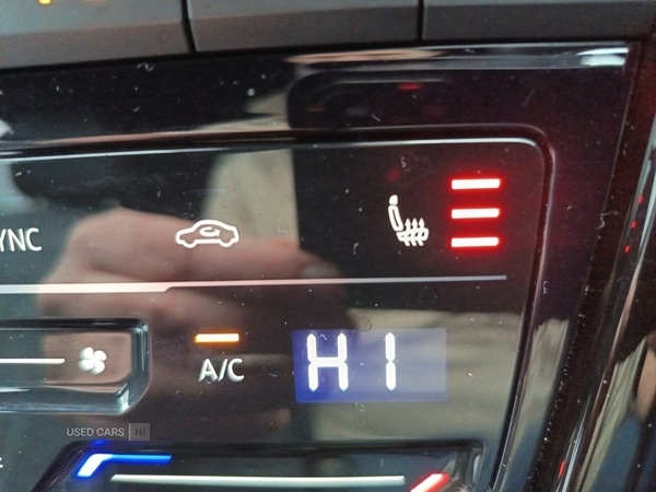 Used Volkswagen T-Roc 2023 for sale - 76914297: Photo 12