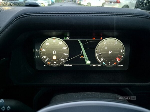 Used Land Rover Defender 2025 for sale - 76500388: Photo 12