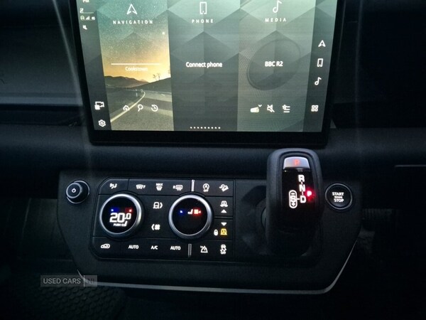 Used Land Rover Defender 2025 for sale - 76500388: Photo 21