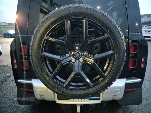 Used Land Rover Defender 2025 for sale - 76500388: Photo 27