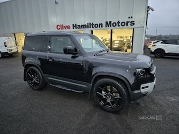 Used Land Rover Defender 2025 for sale - 76500388: Photo