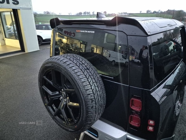 Used Land Rover Defender 2025 for sale - 76500388: Photo 9