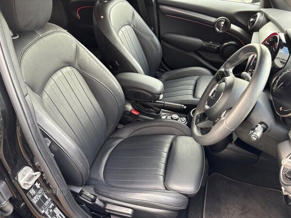 Used MINI Hatch 2024 for sale - 75721351: Photo 16