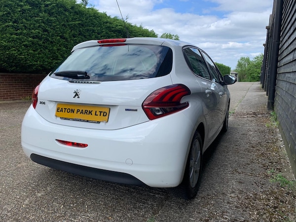 Used Peugeot 208 2017 for sale - 75406458: Photo 9