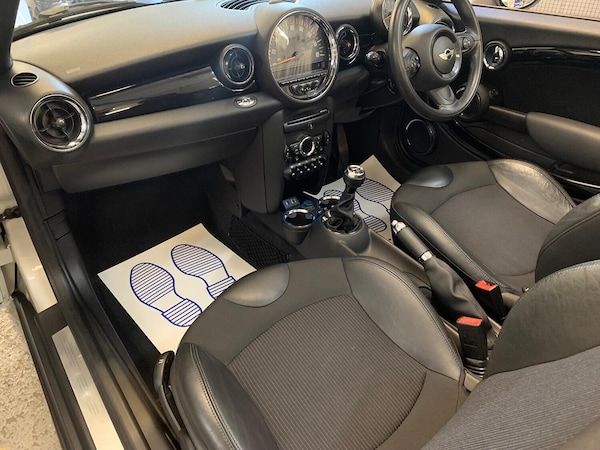 Used MINI Convertible 2015 for sale - 75406456: Photo 23