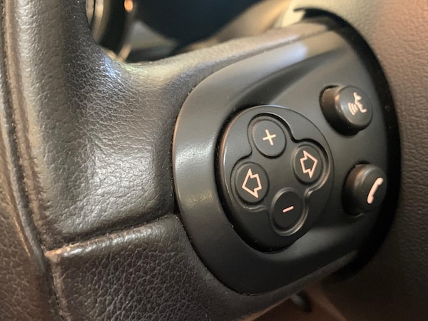 Used MINI Convertible 2015 for sale - 75406456: Photo 29