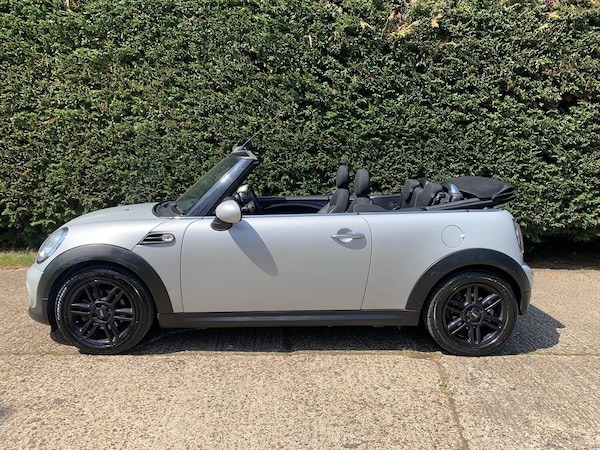 Used MINI Convertible 2015 for sale - 75406456: Photo 9