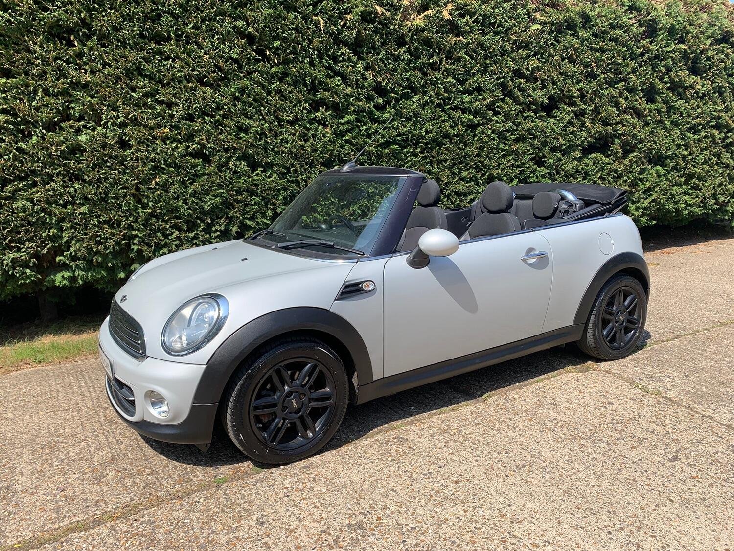 Used MINI Convertible 2015 for sale - 76793621: Photo 10