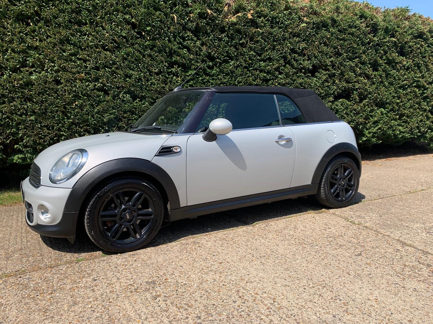 Used MINI Convertible 2015 for sale - 76793621: Photo 15
