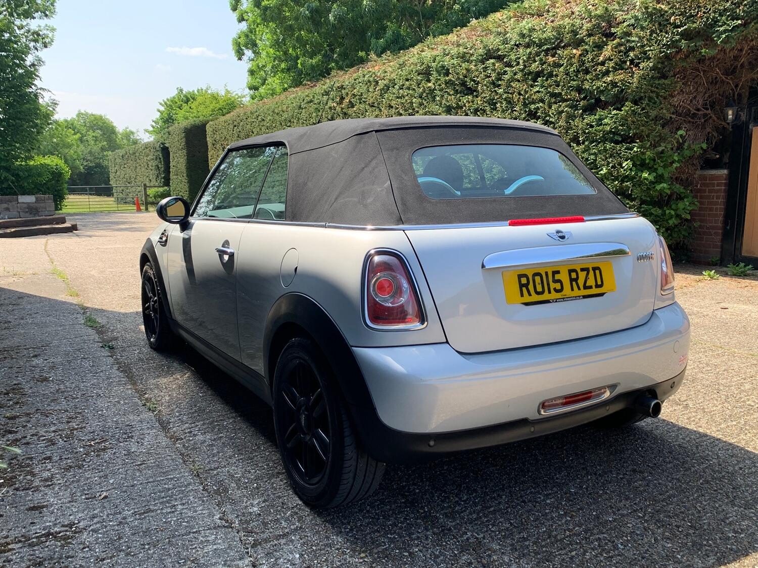 Used MINI Convertible 2015 for sale - 76793621: Photo 19