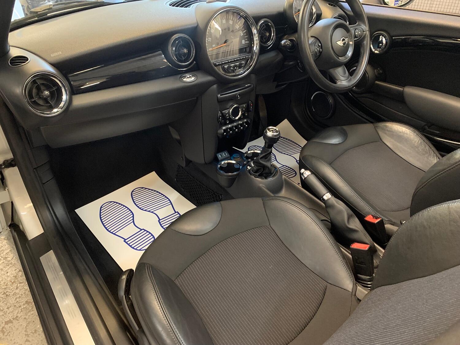 Used MINI Convertible 2015 for sale - 76793621: Photo 23