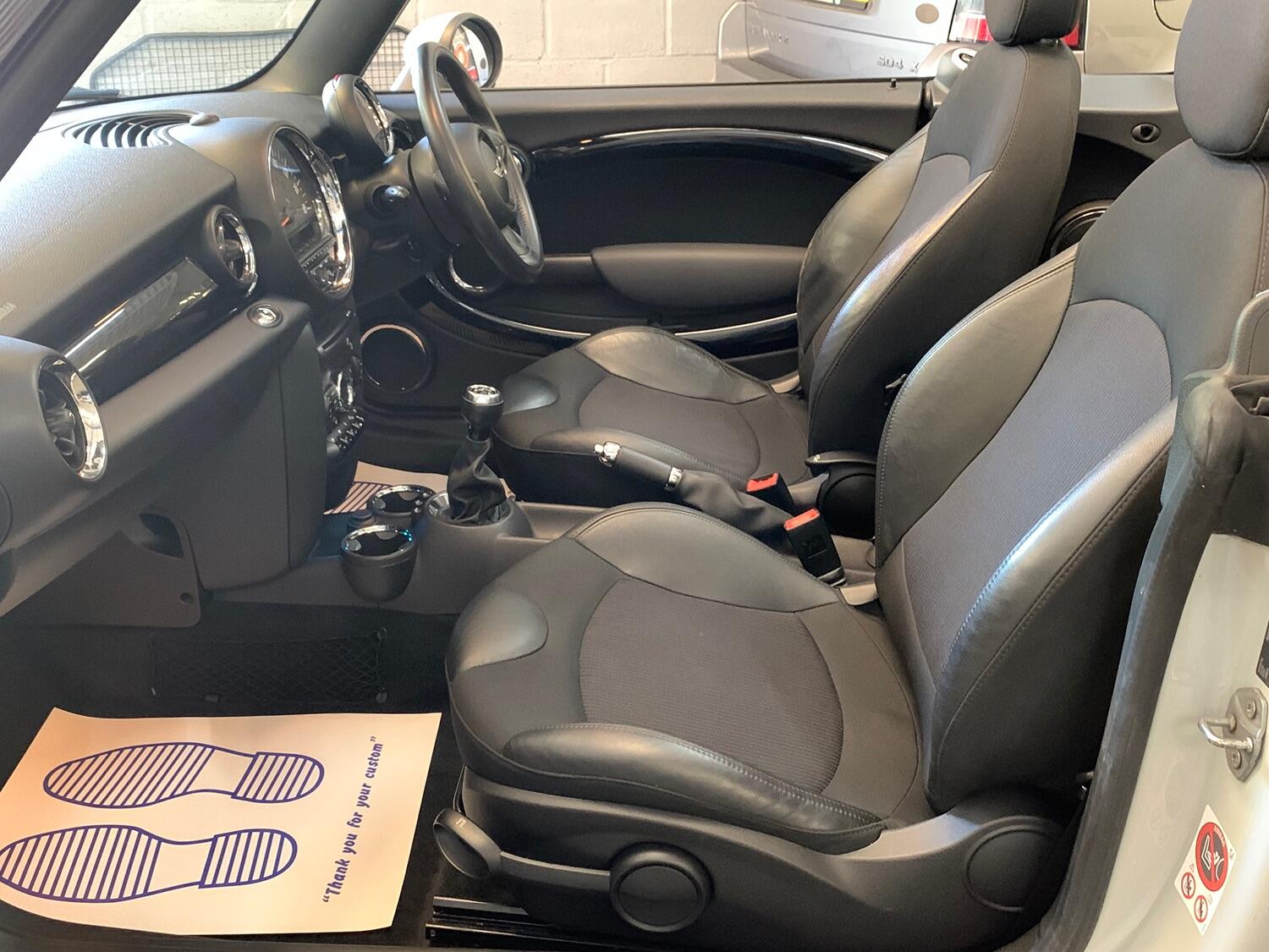 Used MINI Convertible 2015 for sale - 76793621: Photo 24