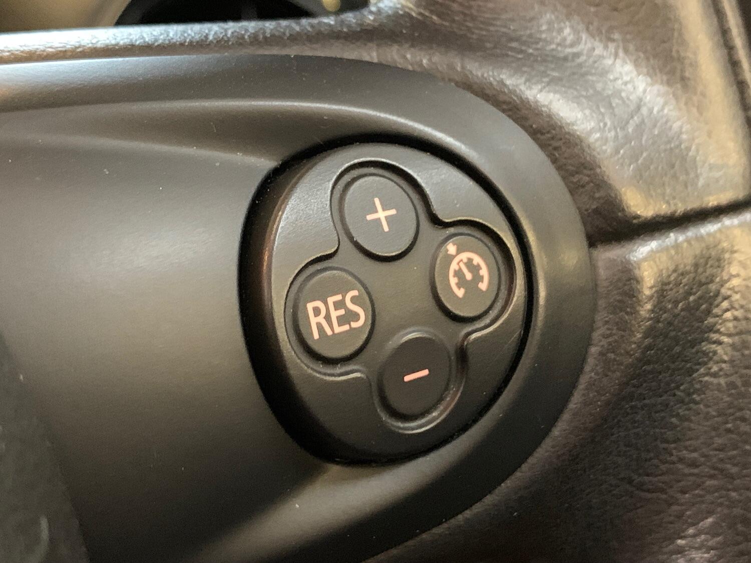 Used MINI Convertible 2015 for sale - 76793621: Photo 30