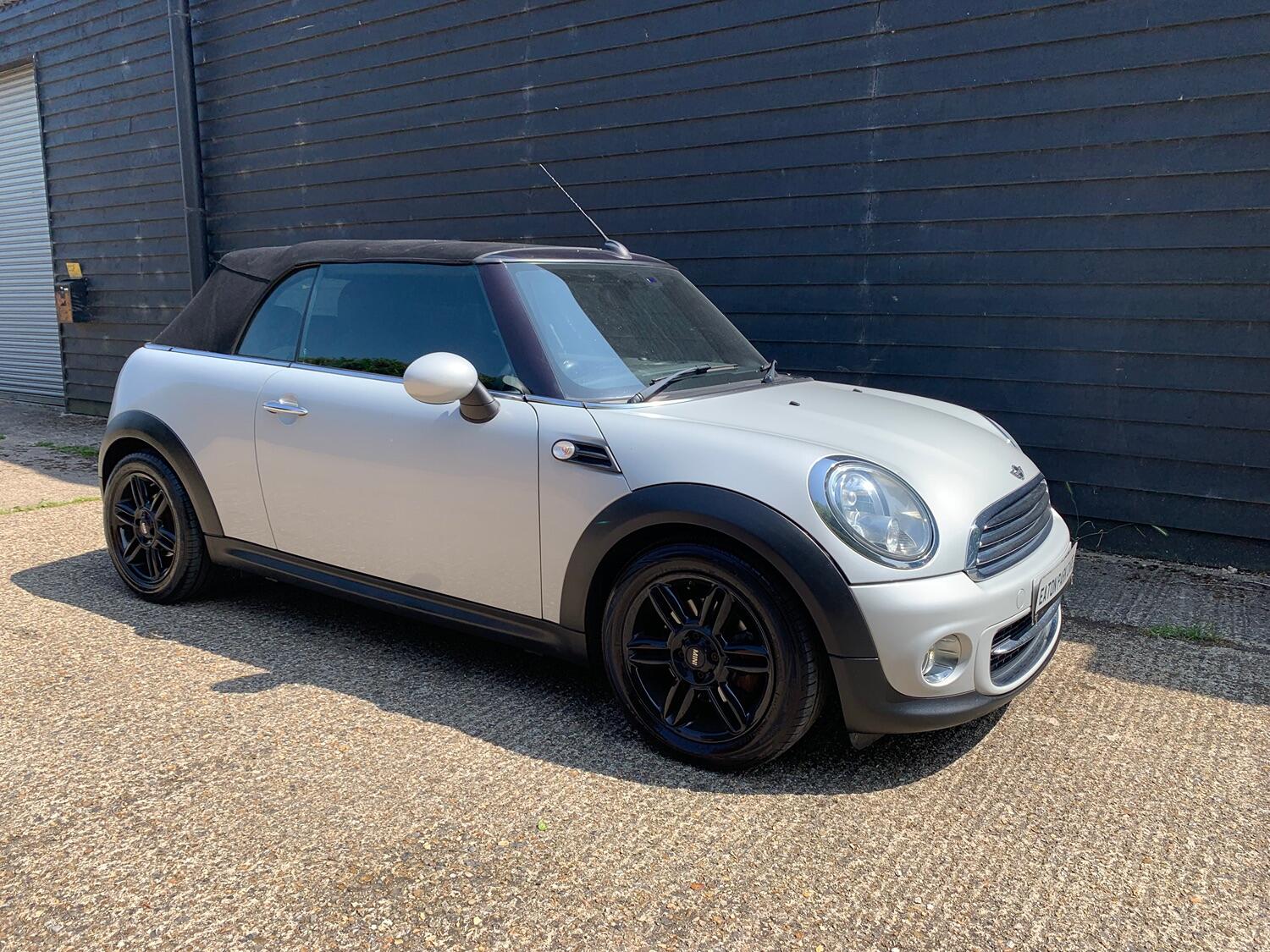 Used MINI Convertible 2015 for sale - 76793621: Photo 7