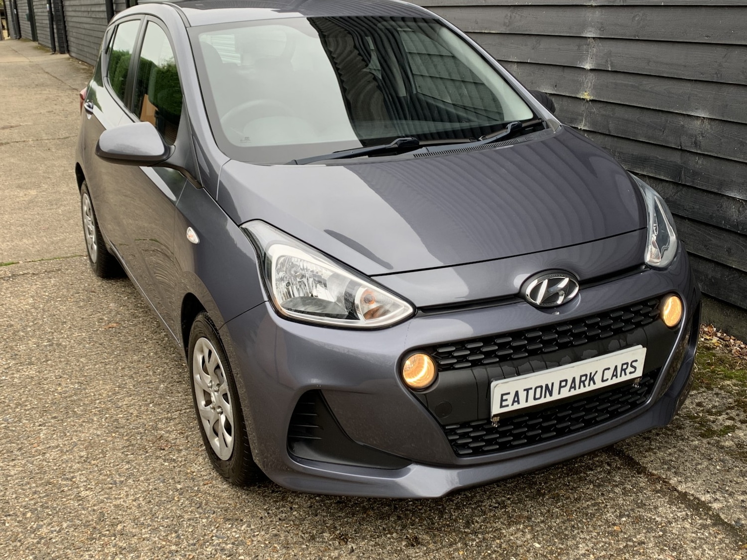 Used Hyundai i10 2018 for sale - 76246147: Photo 10