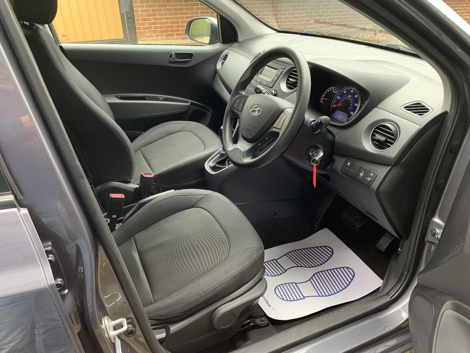 Used Hyundai i10 2018 for sale - 76246147: Photo 19