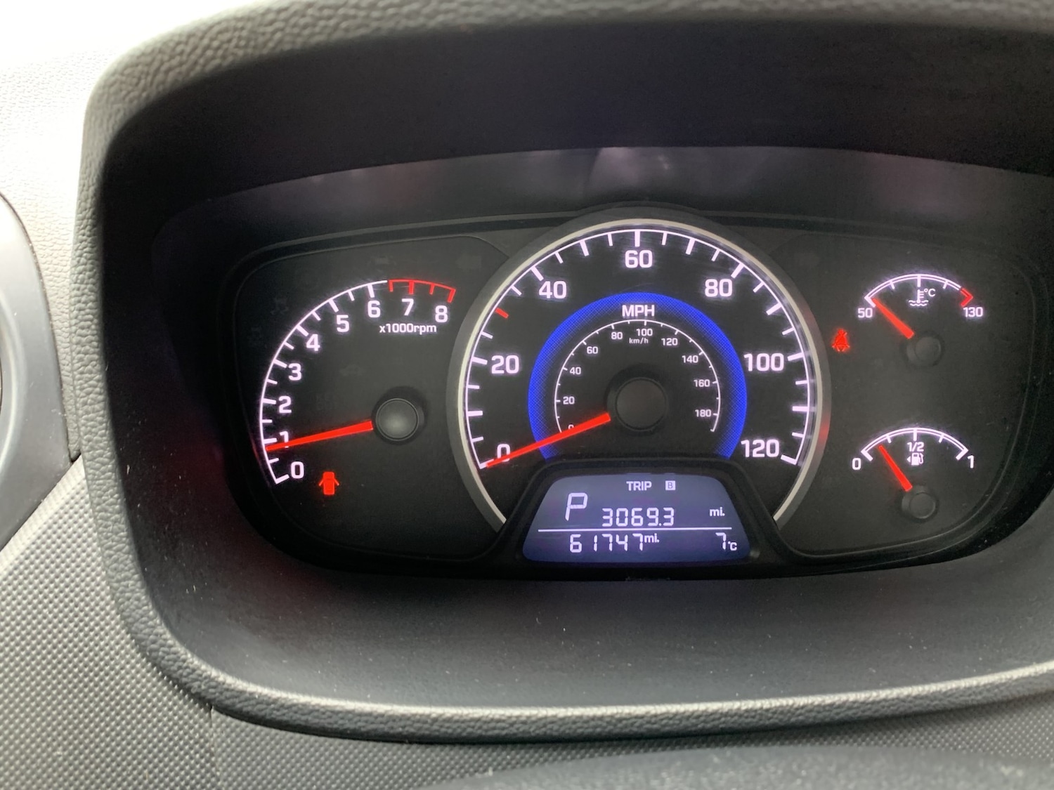 Used Hyundai i10 2018 for sale - 76246147: Photo 26