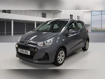 Used Hyundai i10 2018 for sale - 76246147: Photo 2