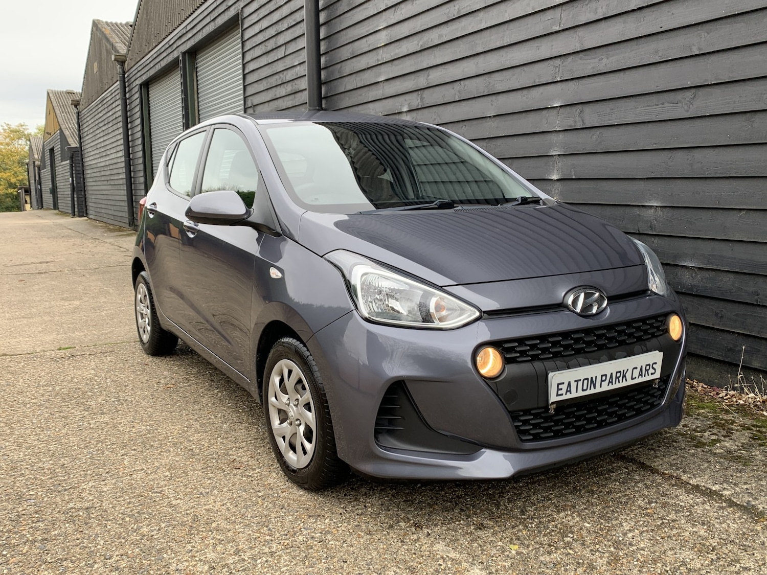 Used Hyundai i10 2018 for sale - 76246147: Photo 9