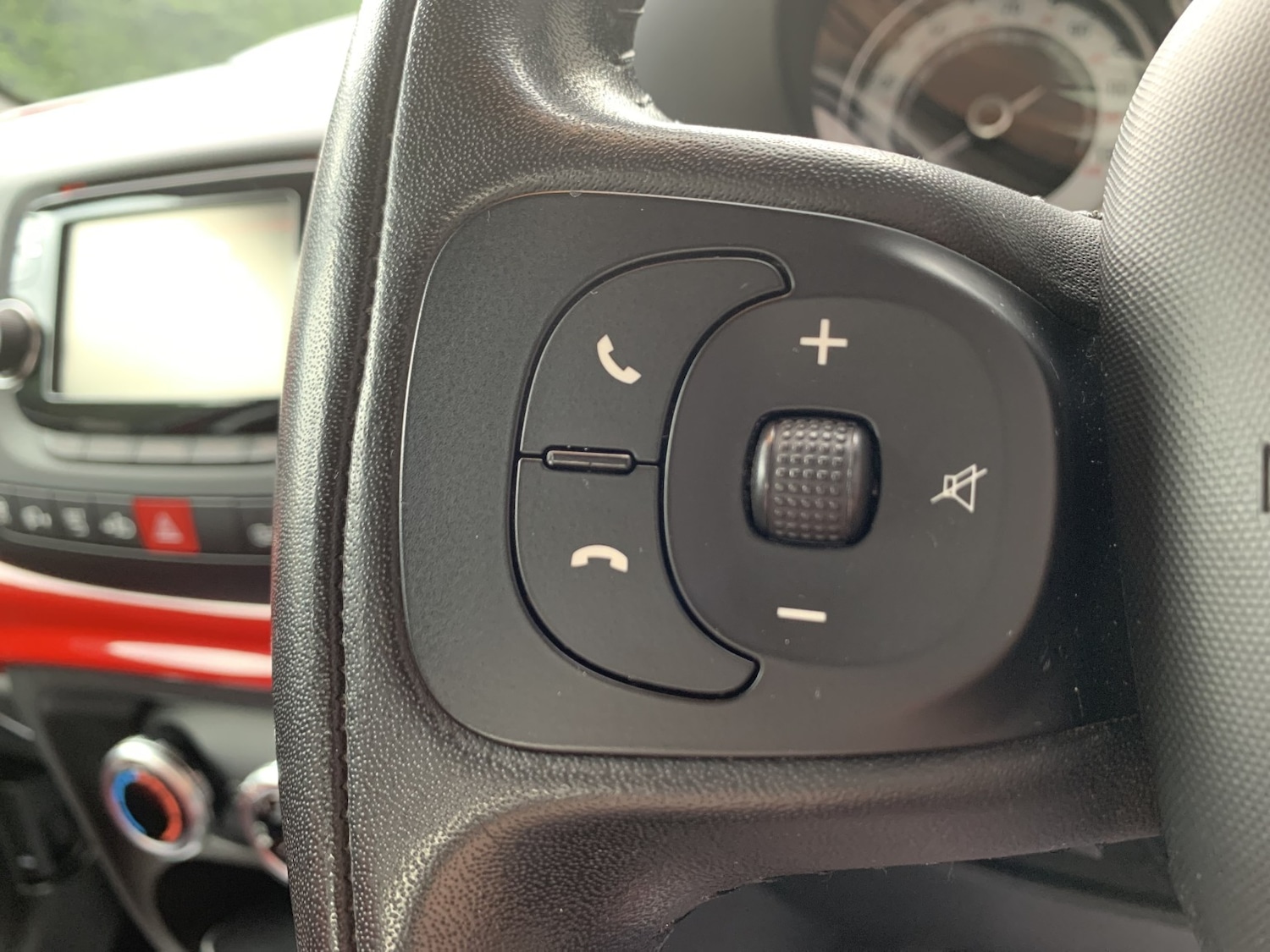 Used Fiat 500L 2014 for sale - 78084534: Photo 31