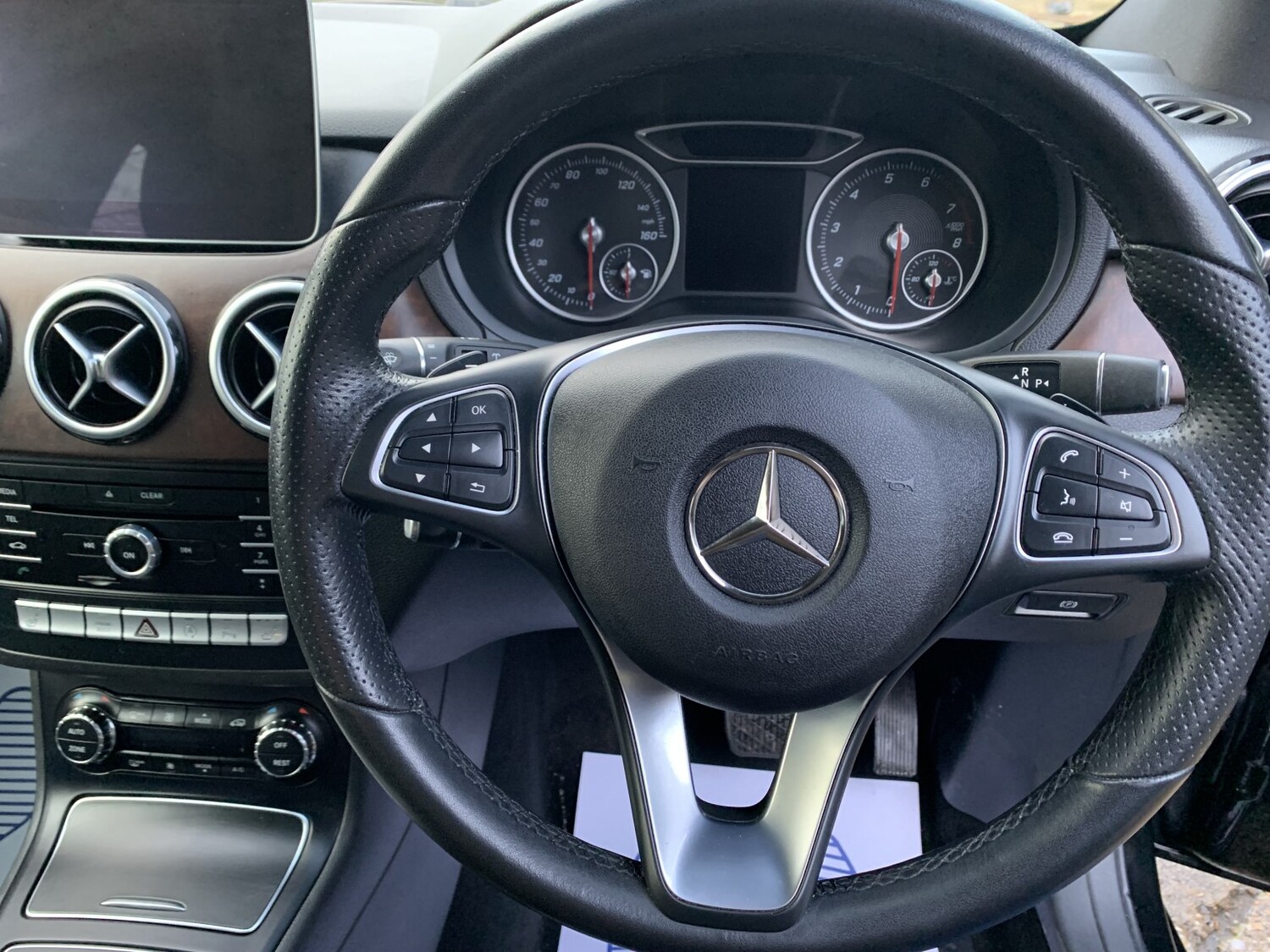 Used Mercedes-Benz B Class 2018 for sale - 77220525: Photo 35