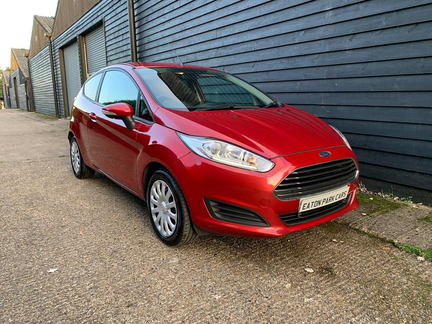 Used Ford Fiesta 2015 for sale - 76547874: Photo 1