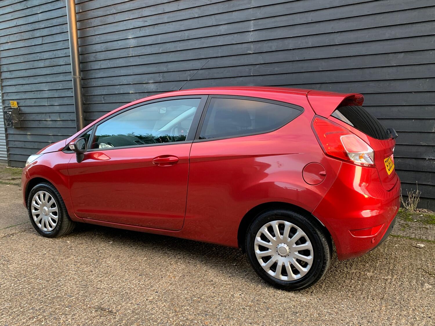 Used Ford Fiesta 2015 for sale - 76547874: Photo 11