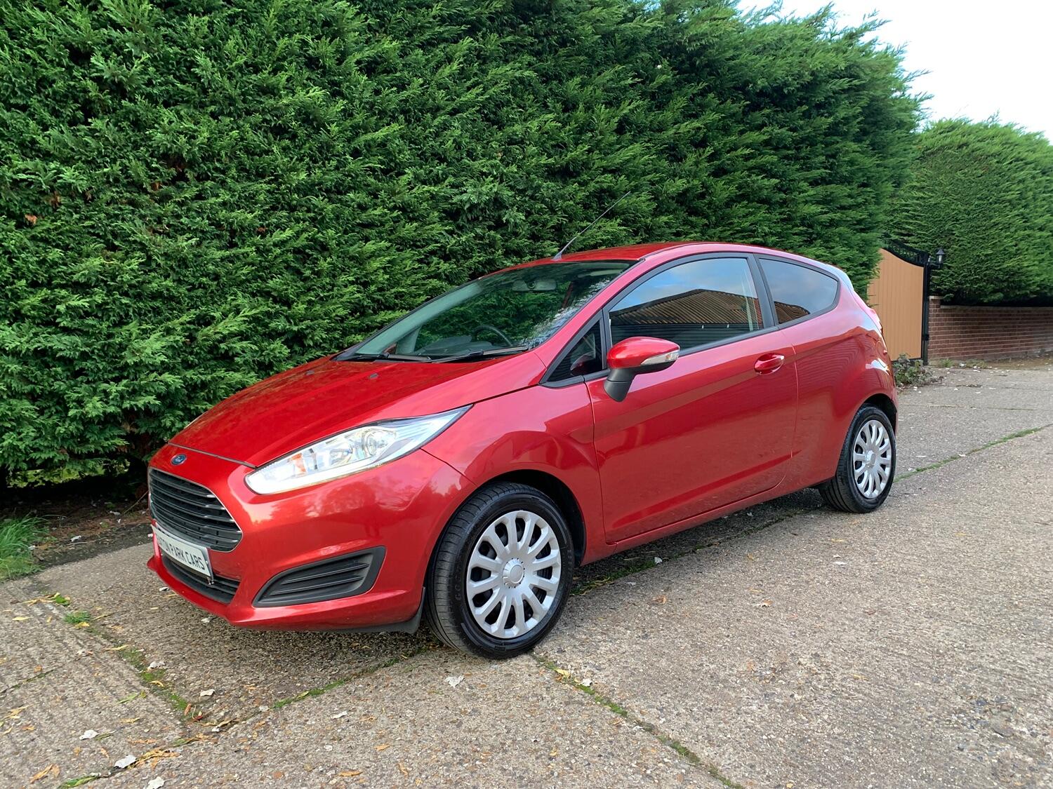Used Ford Fiesta 2015 for sale - 76547874: Photo 21