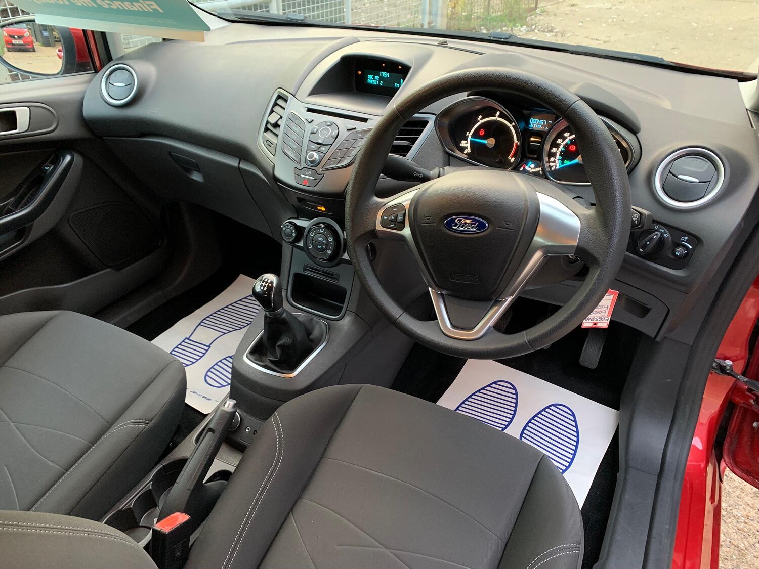 Used Ford Fiesta 2015 for sale - 76547874: Photo 31