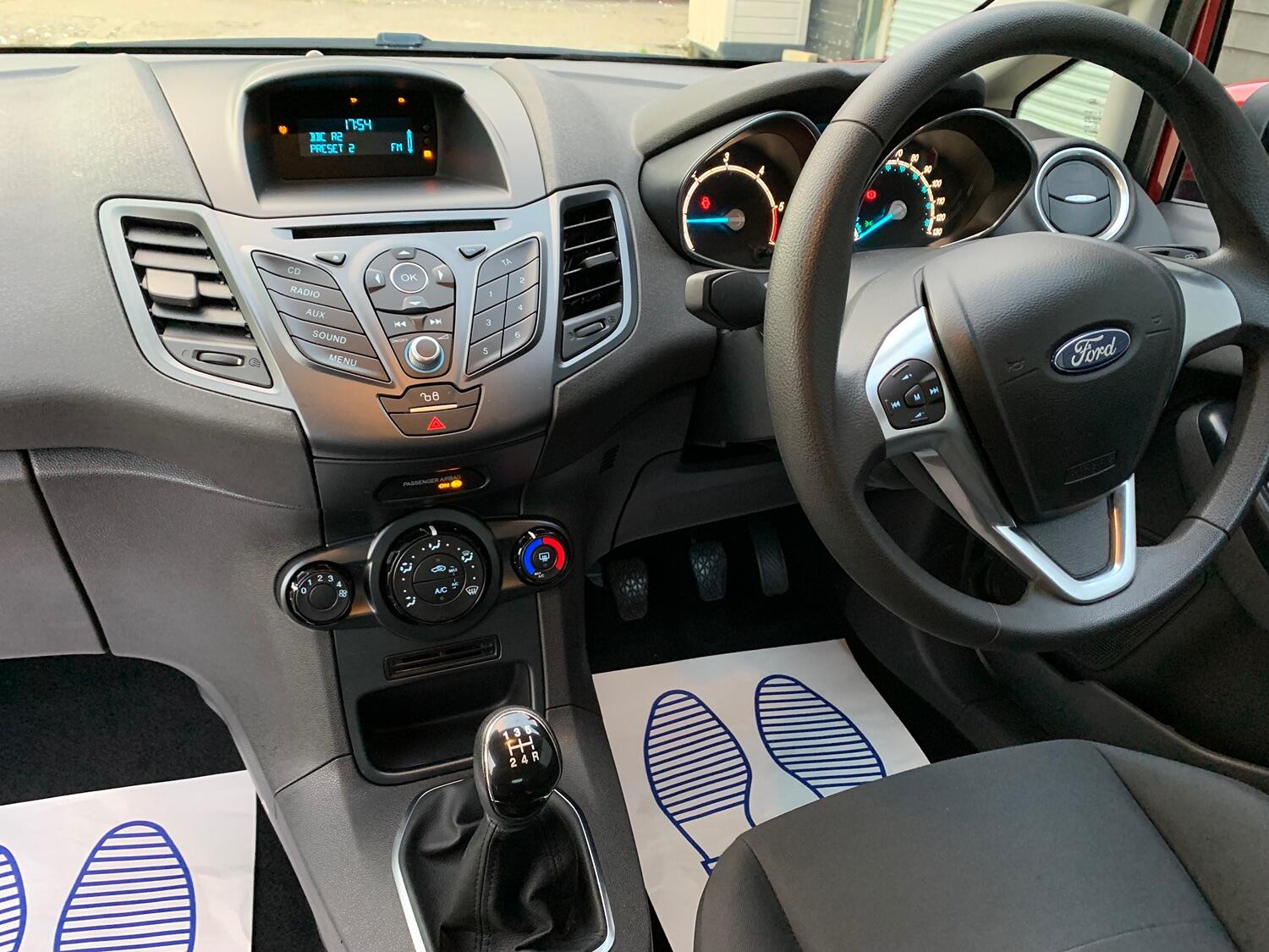 Used Ford Fiesta 2015 for sale - 76547874: Photo 42