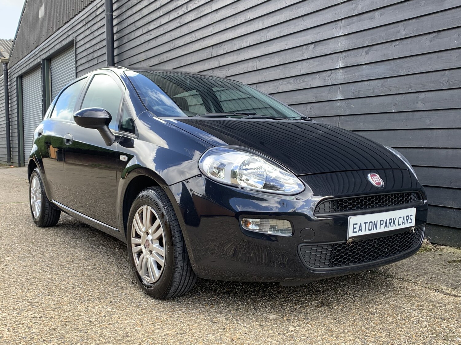 Used Fiat Punto 2017 for sale - 77906474: Photo 11