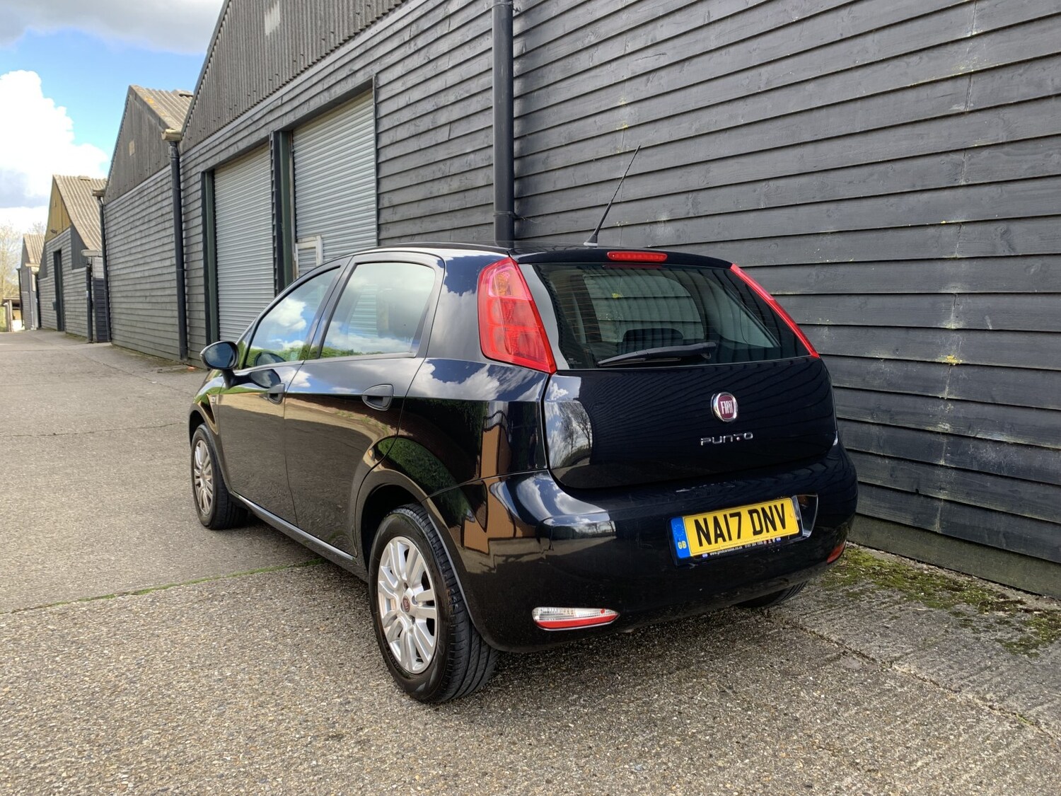 Used Fiat Punto 2017 for sale - 77906474: Photo 20