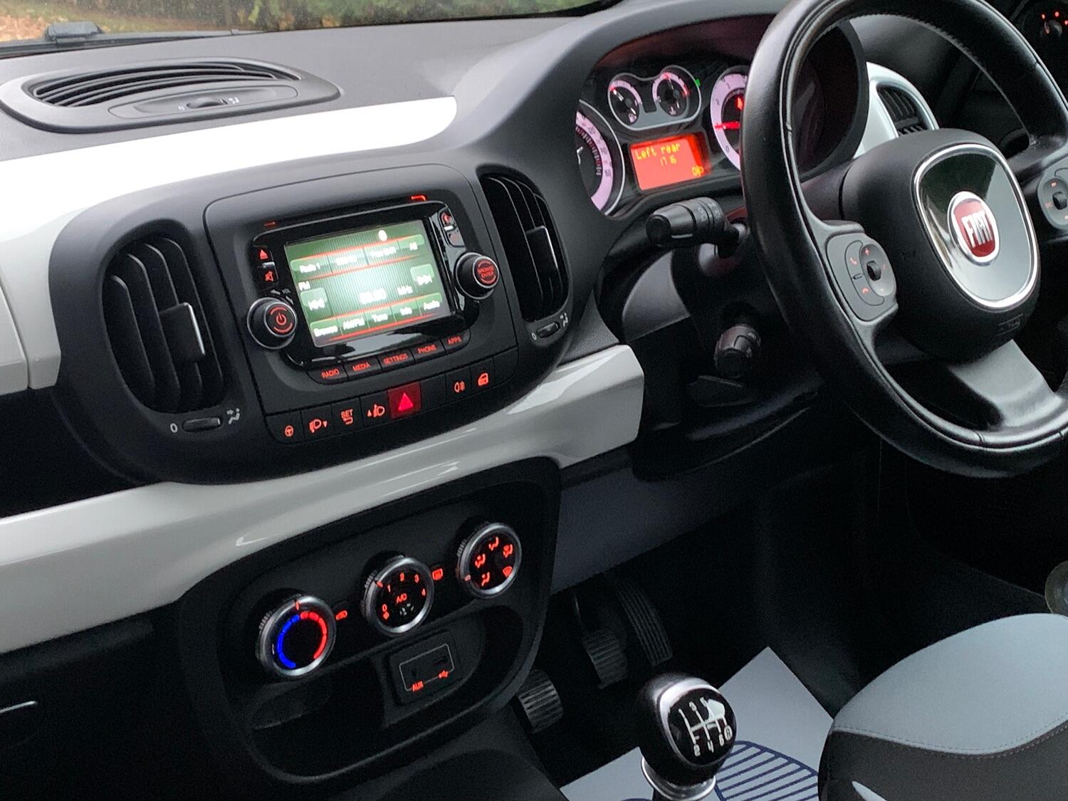 Used Fiat 500L 2016 for sale - 76257637: Photo 25