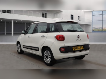 Used Fiat 500L 2016 for sale - 76257637: Photo 3