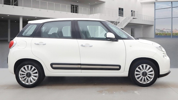 Used Fiat 500L 2016 for sale - 76257637: Photo 5