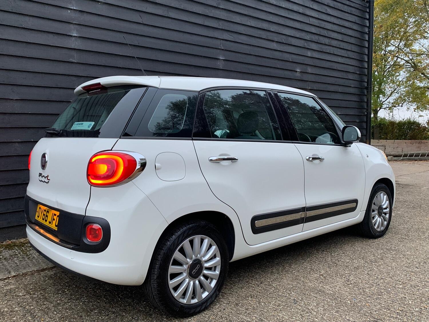 Used Fiat 500L 2016 for sale - 76257637: Photo 6