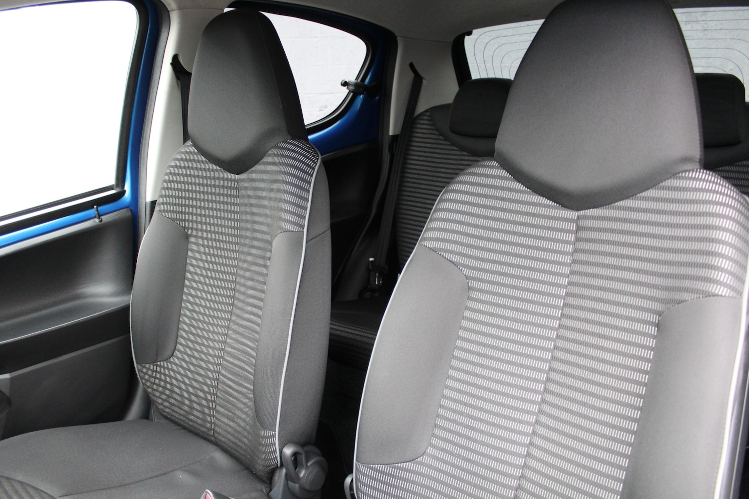 Used Peugeot 107 2012 for sale - 77207532: Photo 3