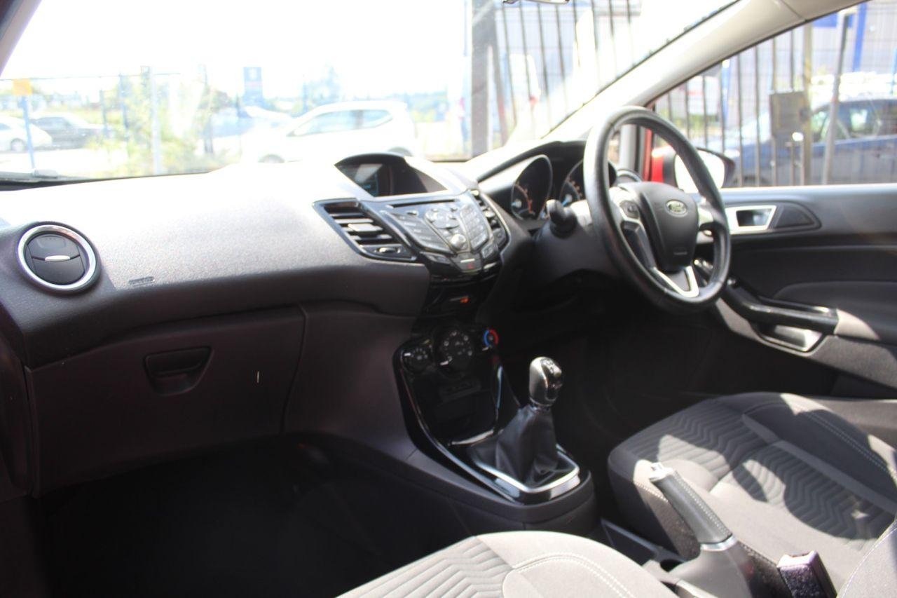 Used Ford Fiesta 2015 for sale - 76488668: Photo 15
