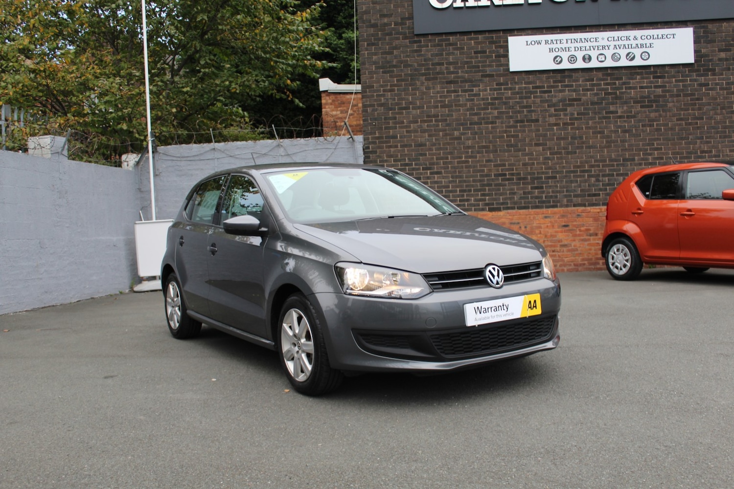 Used Volkswagen Polo 2010 for sale - 76488641: Photo 1