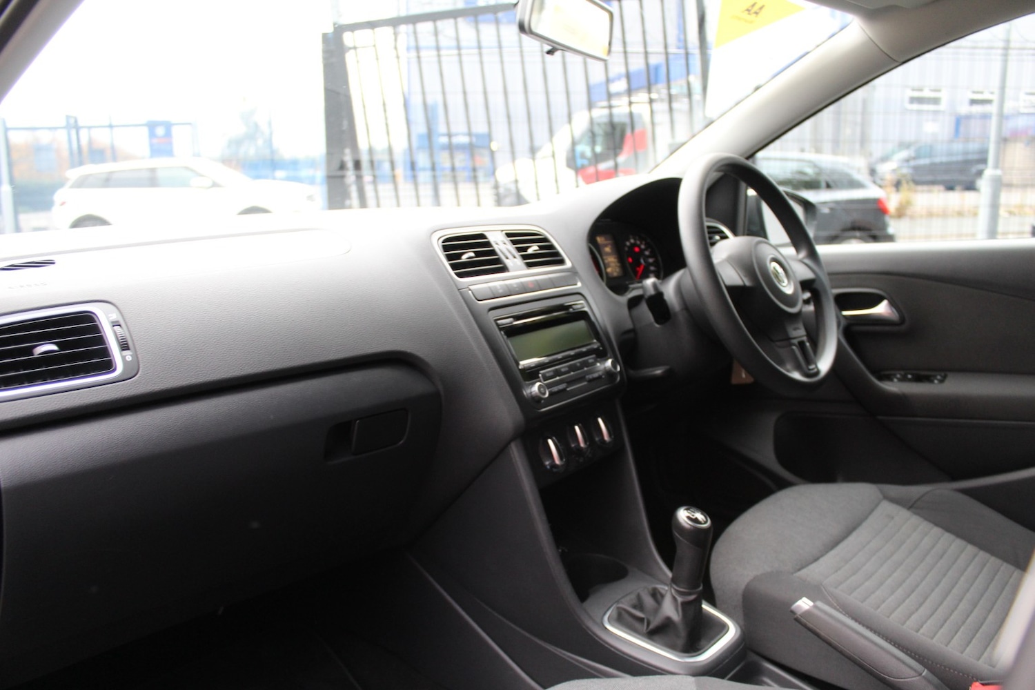 Used Volkswagen Polo 2010 for sale - 76488641: Photo 15